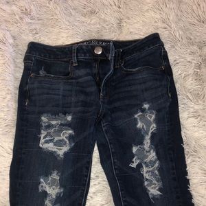 STILL AVAILABLE!size 6 ripped American eagle jeans